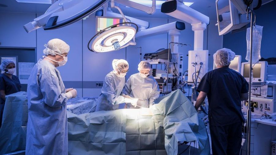 اكتشاف قذيفة طولها 16 سم في جسم مريض تعود للحرب العالمية.. تفاصيل الحكاية